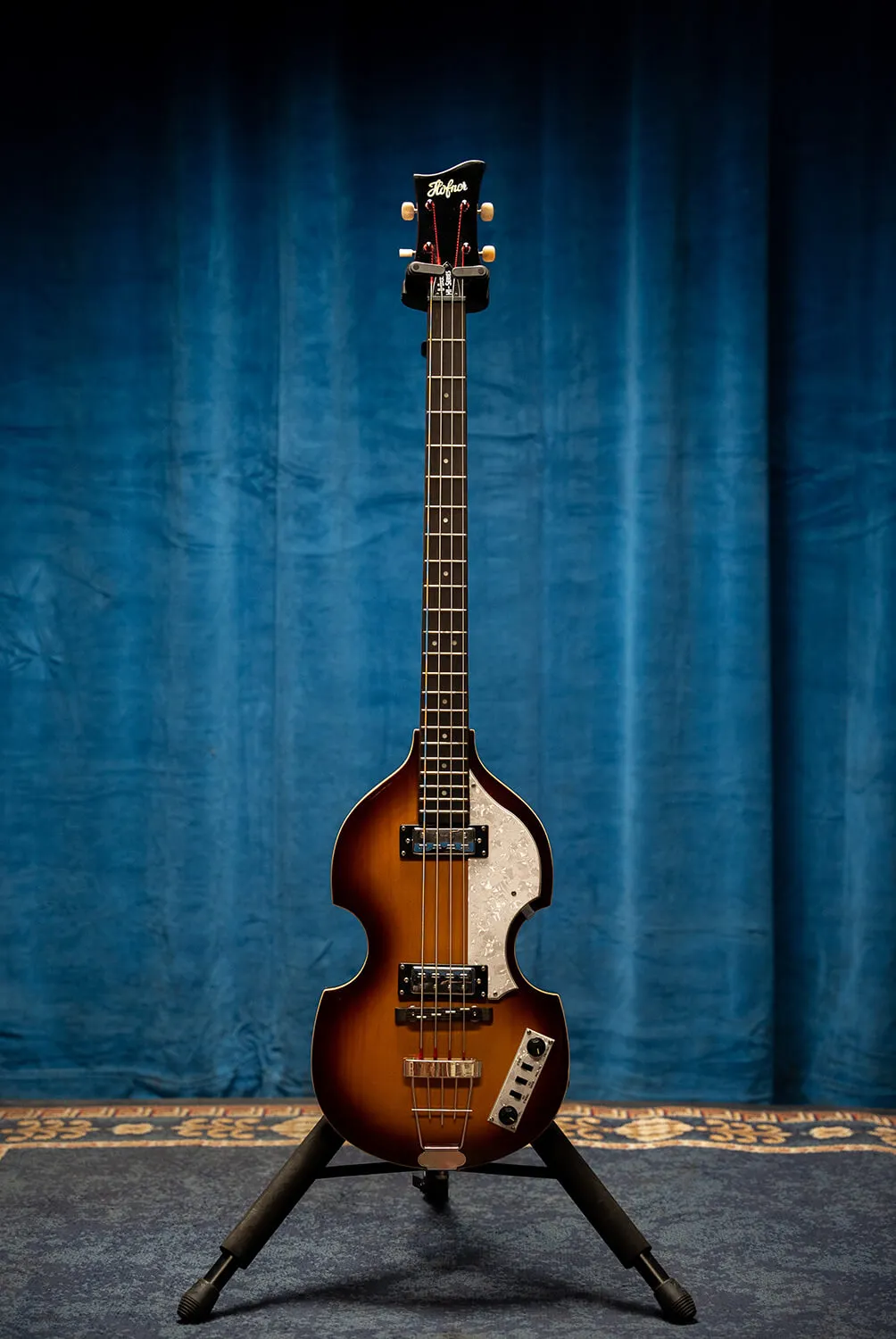 Rent Hofner B-Bass Hi-Series - Sunburst